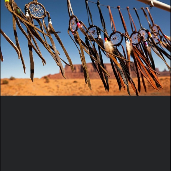 Meet your Posher, Tiffany - Picture 2 of 16